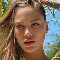 Элисайлис Голая