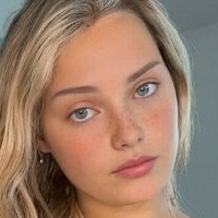 Анна Бейлис Голая