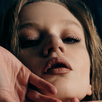 Энни Киншова Голая