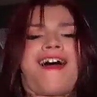 Арья Сантана Голая