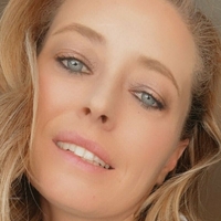 эшлистивенс Голая