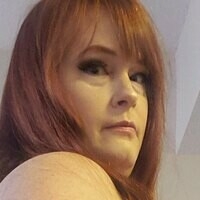 Асстин Мартин Голая