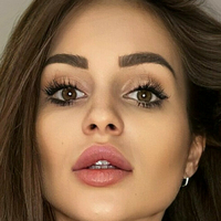 Бела Лоллита Голая