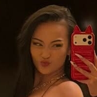 Каллина Лян Голая