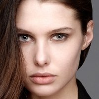 Карла Виаль Голая