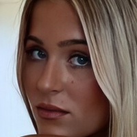 Кэсси Робертс Голая