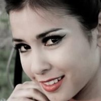 Селест Саблич Голая