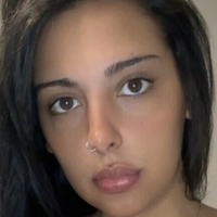 Клоэхеви Голая