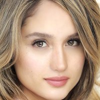 Синта Лаура Кил Голая