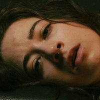 Клаудия Дюливр Голая