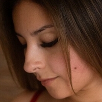 Коте Арая Голая