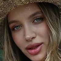 Дана Ангелова Голая