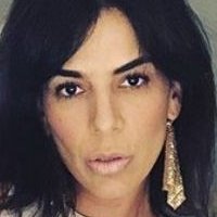 Даниэла Шмидт Голая