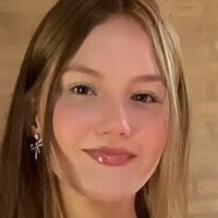 Дениссе Ноэми Роа Голая