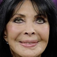 Дунья Райтер Голая