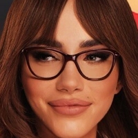 Эла Румейса Чебеси Голая