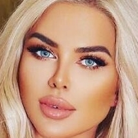 Элиса Бетанн Голая