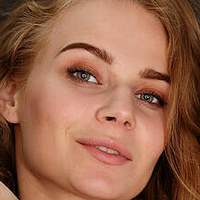 Элли Пэйнт Голая