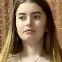 Эмилиакоупл Голая