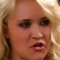 Эмили Ос Голая