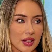 эмвеббилифри Голая