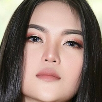 Фай Орапун Голая