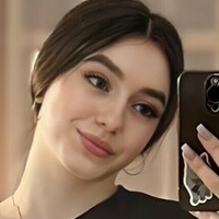 Фаворит Лила Голая