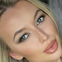 Джорджия Боултон Голая