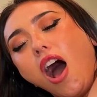 Джиa Венетия Голая