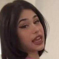 Джулия Сара Салеми Голая