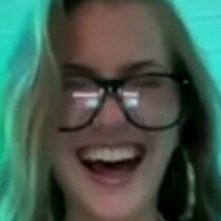 Богиня Эмили Голая