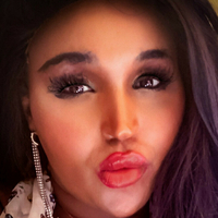 богиня Оливиа Твист Голая