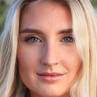 Ханна Таун Голая