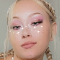 Ханна Твин Голая