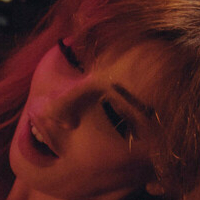 Харли Синн Голая