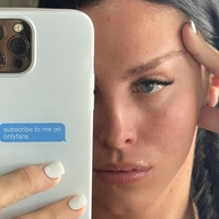 хайдимейбёрд Голая