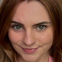 Хеленофициальнаяфри Голая