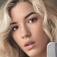 ХеллоХаниБанс Голая