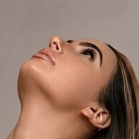 Изабель Ариана Голая