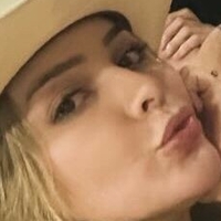 Изабела Спиндола Голая