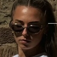 Жана Бек Голая