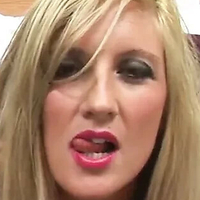 Дженни Белан Голая