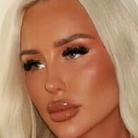 Юлия Павловска Голая