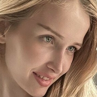 юлиаксамор Голая