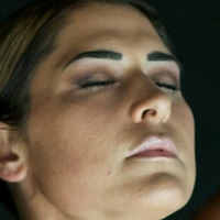 Кортни Олсон Голая