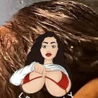 Людлили Голая