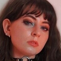 Лилит Ллёвеллин Голая