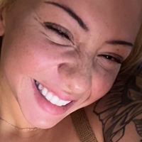 Лилтейлорд Голая