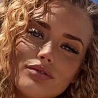 Люси Гомон Голая