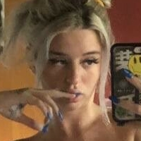 Лулис.цаа Голая